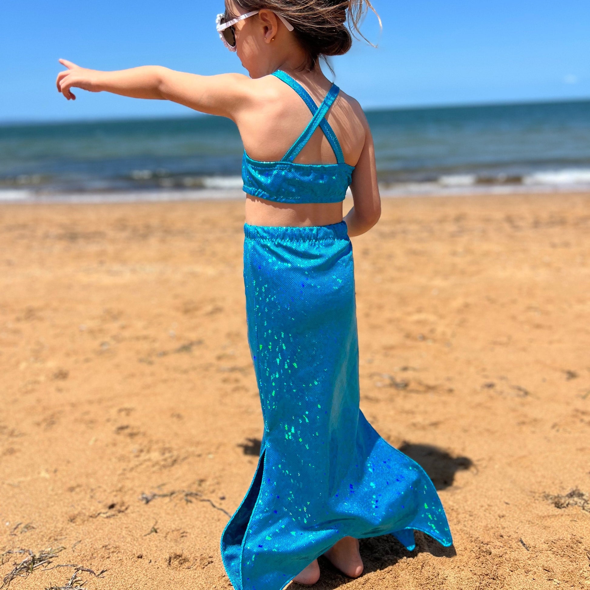 mermaid dress up tail Great Pretenders Silver & Iridescent Flip Sequins Magical Mermaid Tail Aura In Pink Inc
